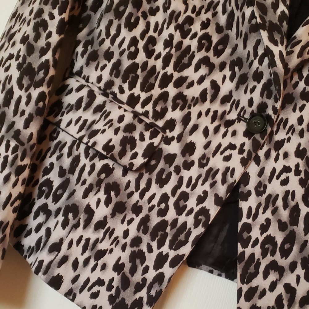 Jacket - Picture 2 of 3